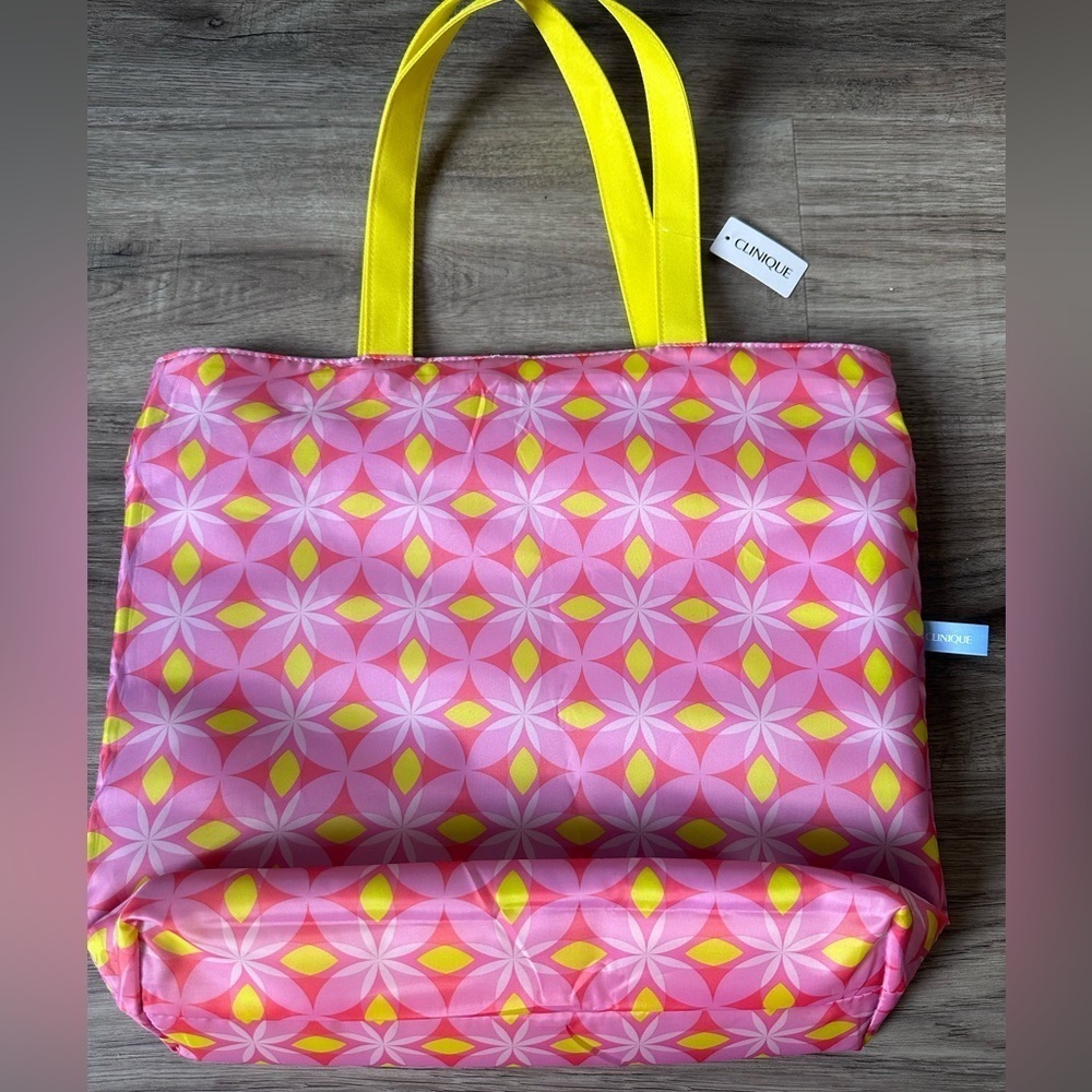 Clinique Beach Bag